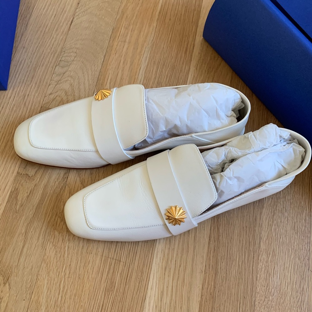 Stuart Weitzman 	The WYLIE STAR